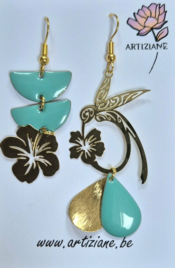 E25004-1.jpg Boucles perles en verre, sequins acier et email