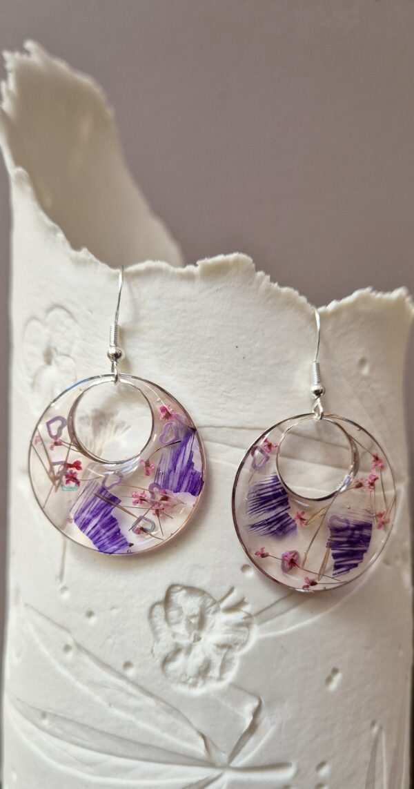Boucles en résine, fleurs pressées