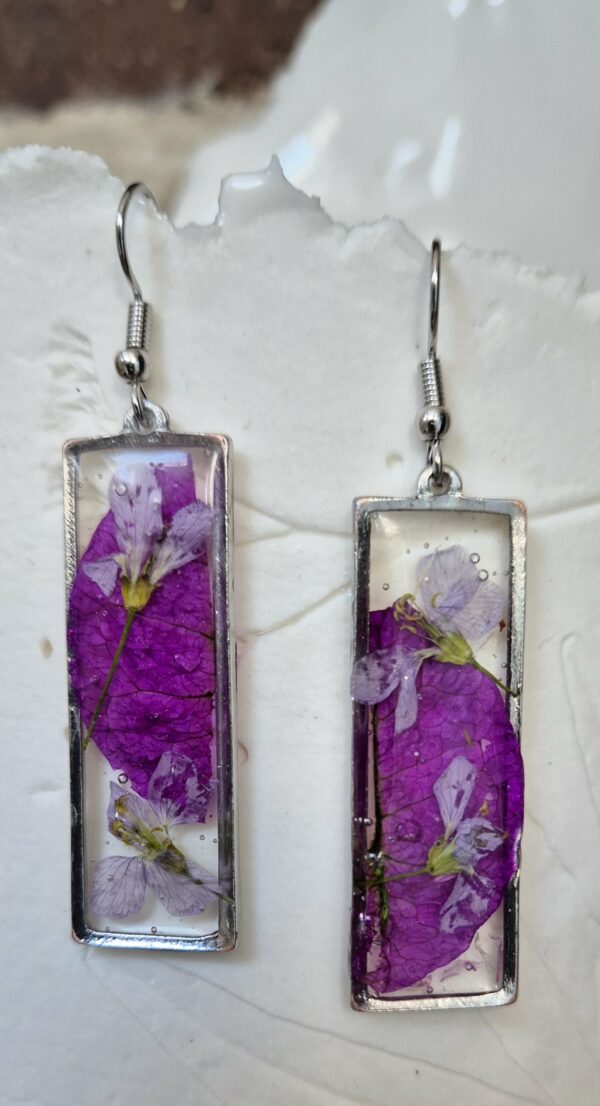 Boucles résine, fleurs pressées
