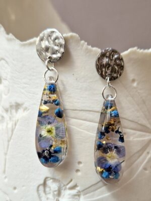 Boucles en résine, fleurs pressées