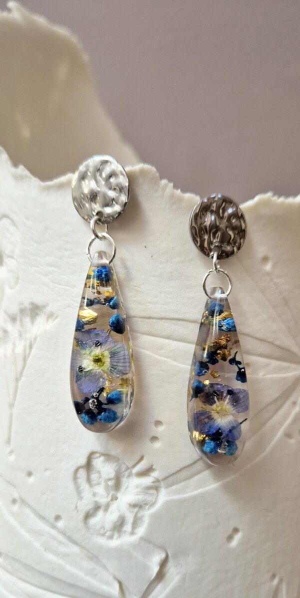 Boucles en résine, fleurs pressées