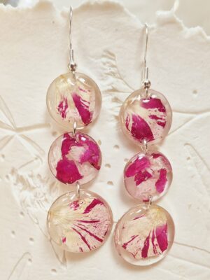 Boucles résine, fleurs pressées