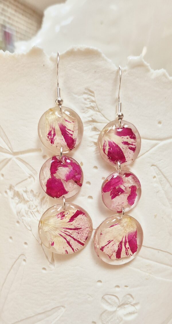Boucles résine, fleurs pressées