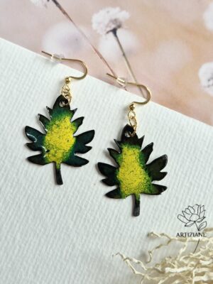 Pièces uniques en cuivre émaillées à la main