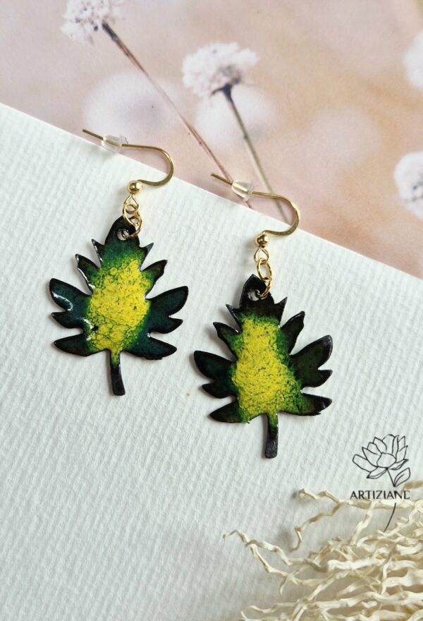 2025_19 Pièces uniques en cuivre émaillées à la main